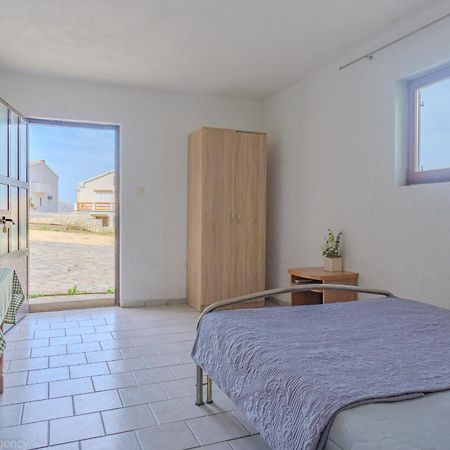 Ferienwohnung Kob Orog Good Location With Sea Views And Modern Decor Metajna Exterior foto