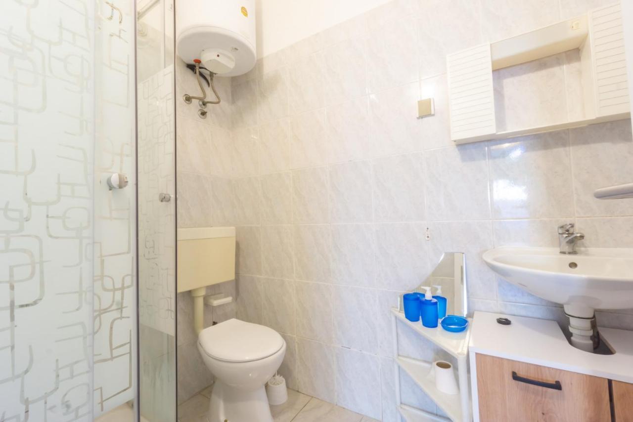 Ferienwohnung Kob Orog Good Location With Sea Views And Modern Decor Metajna Exterior foto