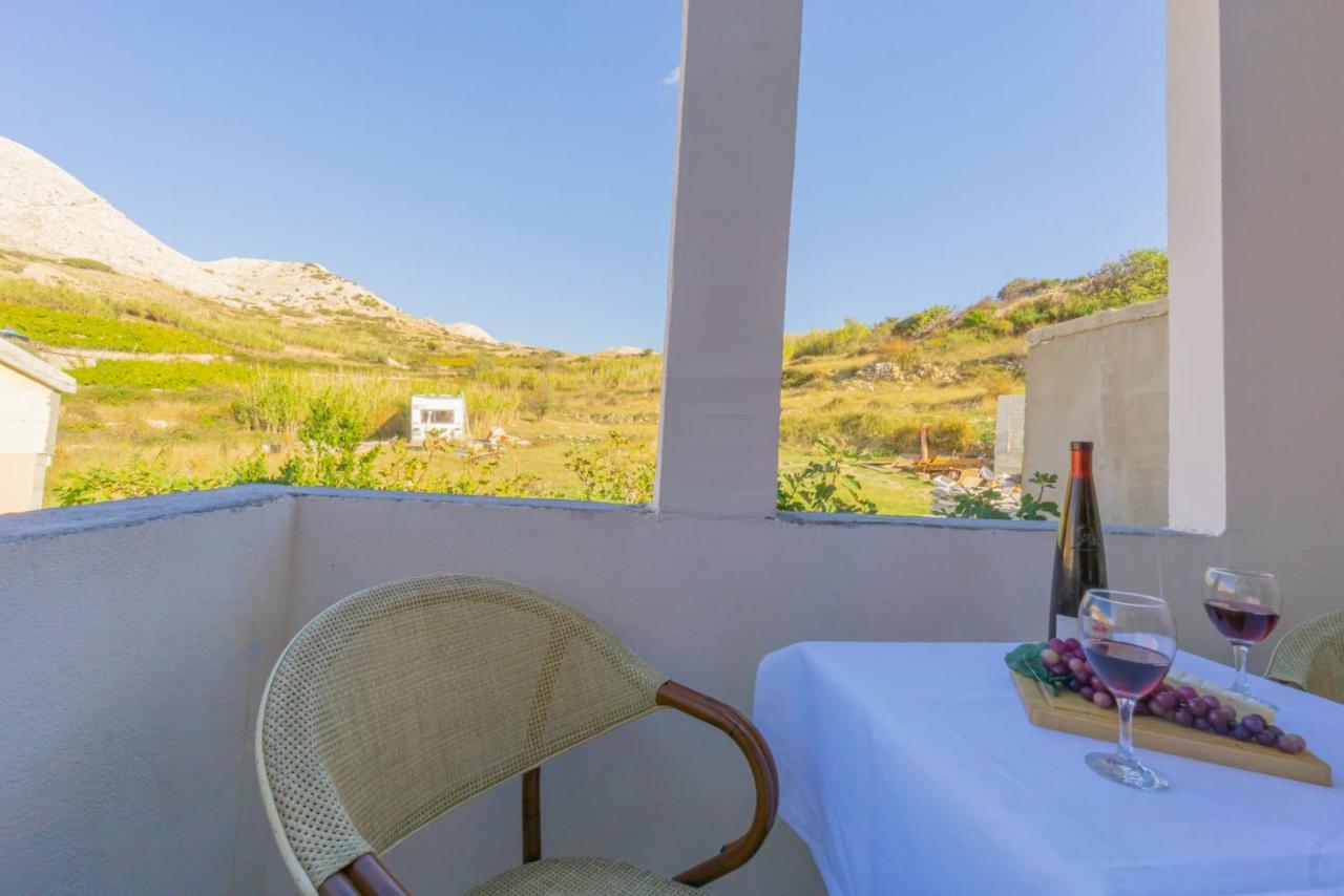 Ferienwohnung Kob Orog Good Location With Sea Views And Modern Decor Metajna Exterior foto