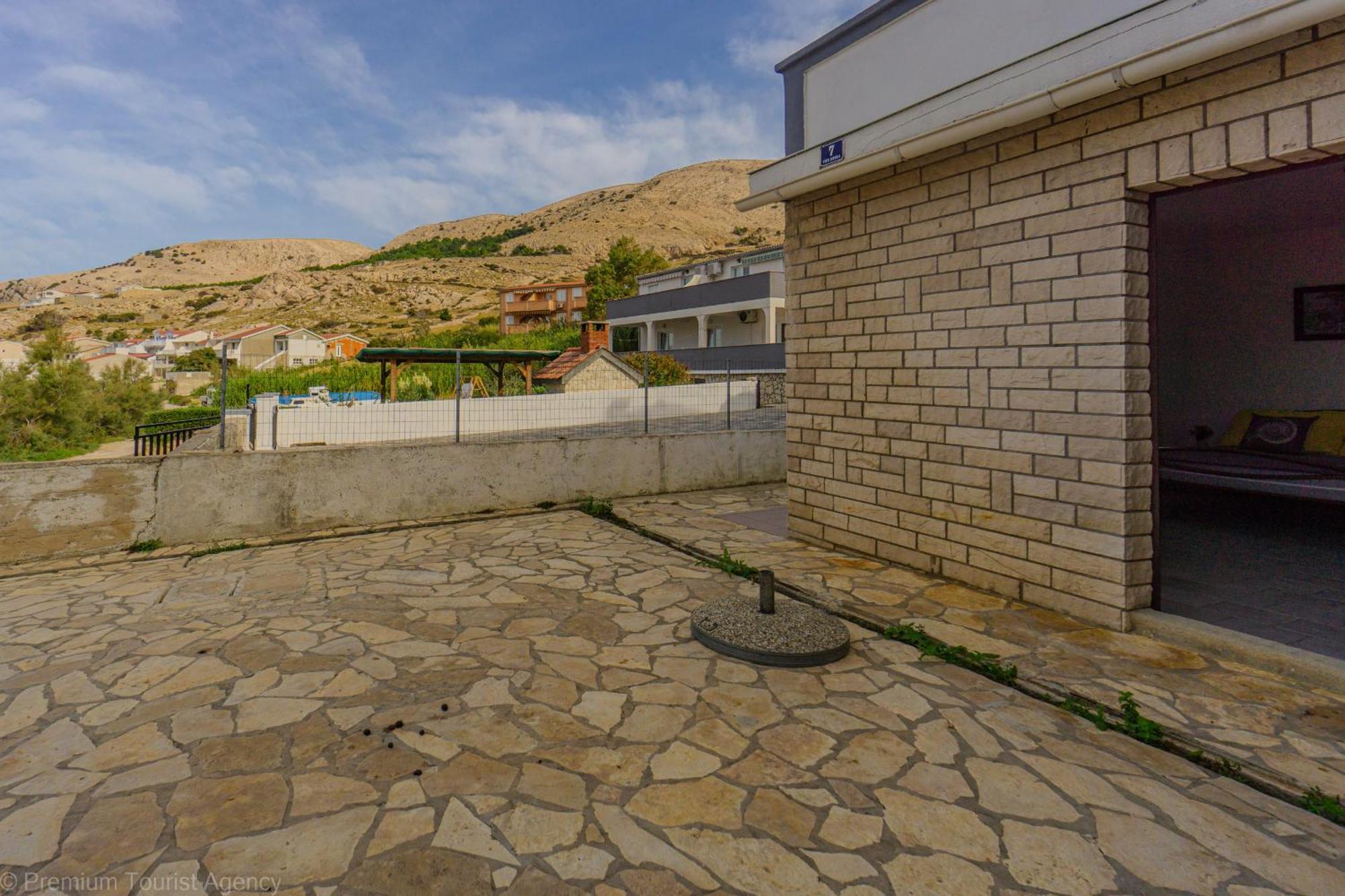 Ferienwohnung Kob Orog Good Location With Sea Views And Modern Decor Metajna Exterior foto
